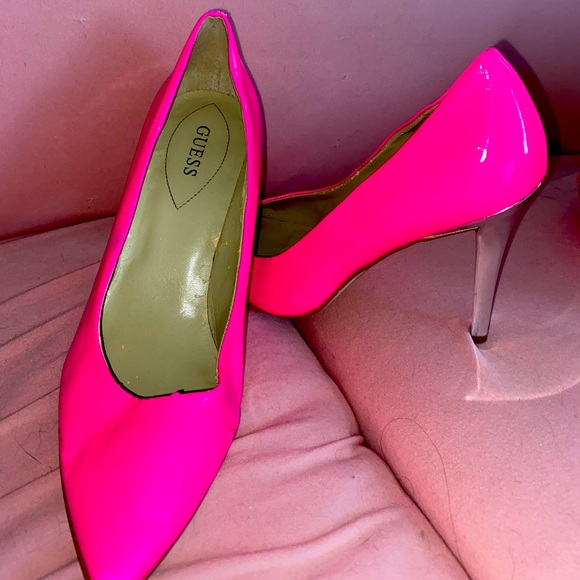 Hot pink Guess high heels with silver heel. Size 10 - Picture 2 of 2